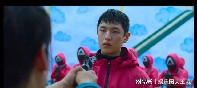 鱿鱼游戏剧情解析_抠糖游戏恐怖真相_鱿鱼游戏一二三木头人